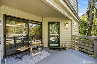 1266 Bellevue Way NE #2, Bellevue, WA 98004 - Photo 3