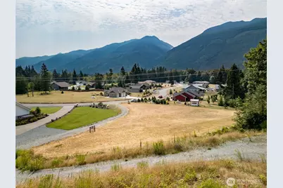 37373 Fieldstone Court, Sedro Woolley, WA 98284 - Photo 1