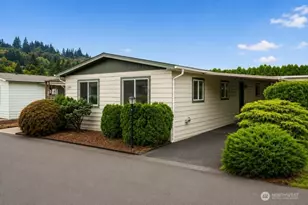 2399 Nightingale Ln, Kelso, WA 98626 - Photo 5