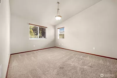 7515 100th Street NE #B, Marysville, WA 98270 - Photo 9