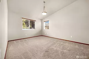 7515 100th St NE, Marysville, WA 98270 - Photo 9
