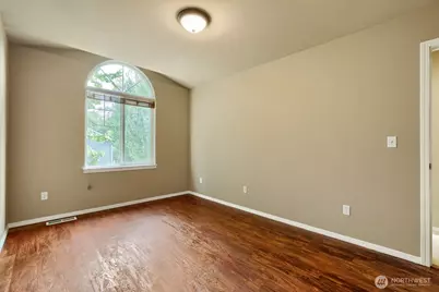 215 196th Place SW, Bothell, WA 98012 - Photo 15