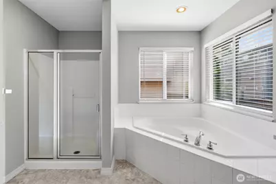 8829 NE 178th Street, Bothell, WA 98011 - Photo 25