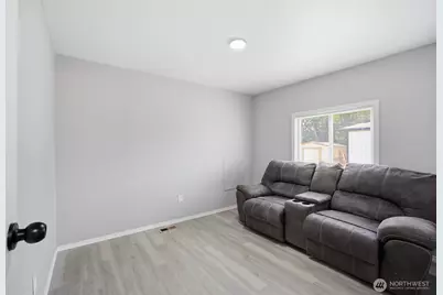 4000 Longview Street NE #82, Moses Lake, WA 98837 - Photo 15