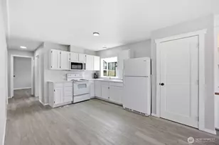 4000 Longview Street NE, Moses Lake, WA 98837 - Photo 9