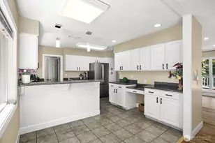 37110 5th Ave SW, Federal Way, WA 98023 - Photo 11
