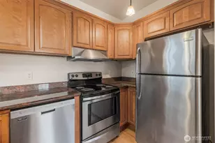 2606 Peach Ct, Port Angeles, WA 98363 - Photo 9