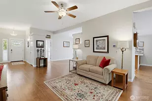 27505 218th Pl SE, Maple Valley, WA 98038 - Photo 5
