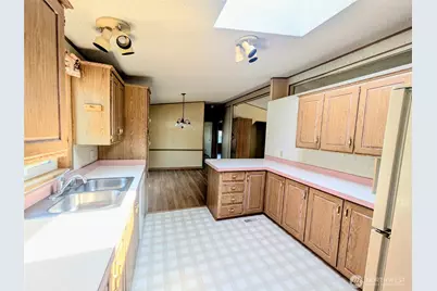 13215 35th Avenue S, Tukwila, WA 98168 - Photo 9