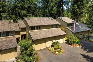 1314 Evergreen Park SW, Olympia, WA 98502 - Photo 3