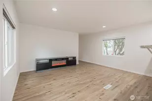 11424 36th Dr NE, Marysville, WA 98271 - Photo 5