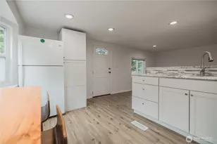 11424 36th Dr NE, Marysville, WA 98271 - Photo 9