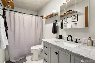 2031 NW 59th St, Seattle, WA 98107 - Photo 19