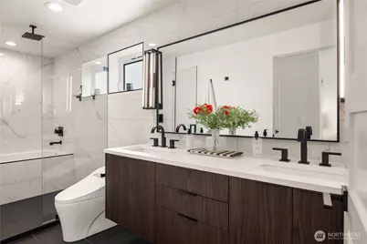 755 Hayes Street, Seattle, WA 98109 - Photo 23