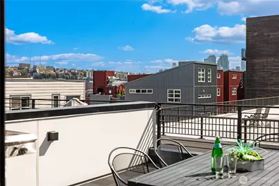 755 Hayes Street, Seattle, WA 98109 - Photo 19