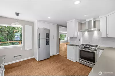 11954 Exeter Avenue NE, Seattle, WA 98125 - Photo 7