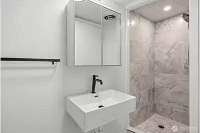 11954 Exeter Avenue NE, Seattle, WA 98125 - Photo 17