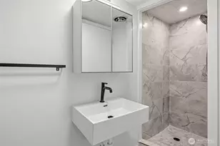 11954 Exeter Ave NE, Seattle, WA 98125 - Photo 17
