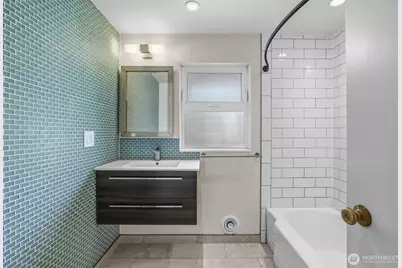 11954 Exeter Avenue NE, Seattle, WA 98125 - Photo 11
