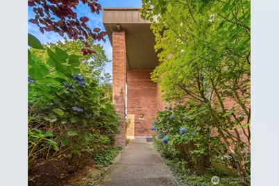 3400 25th Avenue W #201, Seattle, WA 98199 - Photo 17