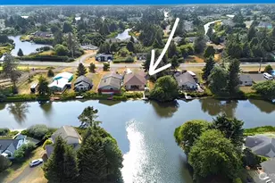 662 Point Brown Ave SE, Ocean Shores, WA 98569 - Photo 3