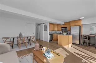 1601 Taylor Ave N, Seattle, WA 98109 - Photo 5