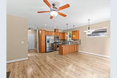16282 2nd Pl S #2, Burien, WA 98148 - Photo 9