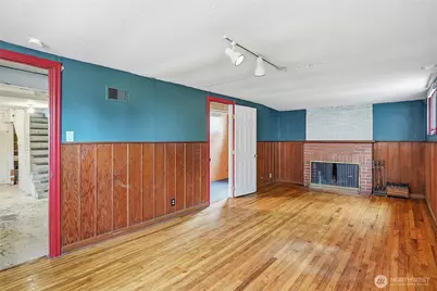 9002 2nd Avenue NE, Seattle, WA 98115 - Photo 27