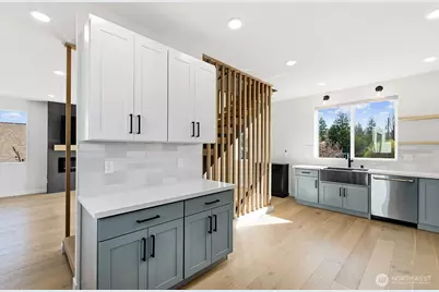 8451 18th Avenue SW, Seattle, WA 98106 - Photo 9