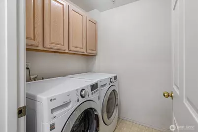 2220 S 336th Street #404, Federal Way, WA 98003 - Photo 25