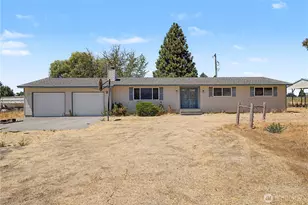 2027 W Atkinson Rd, Othello, WA 99344 - Photo 1