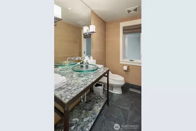 3135 Hunts Point Circle, Hunts Point, WA 98004 - Photo 15