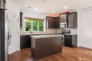 21011 SE 39th Dr, Bothell, WA 98021 - Photo 5