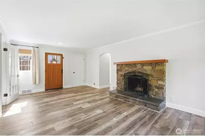 16714 SE Newport Way, Bellevue, WA 98006 - Photo 3