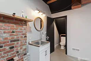 6818 Gibralter Pl, Anacortes, WA 98221 - Photo 31