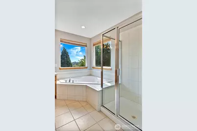 308 170th Place SE, Bothell, WA 98012 - Photo 27