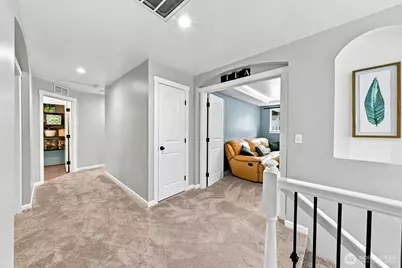 14117 Parkview Drive E, Bonney Lake, WA 98391 - Photo 17