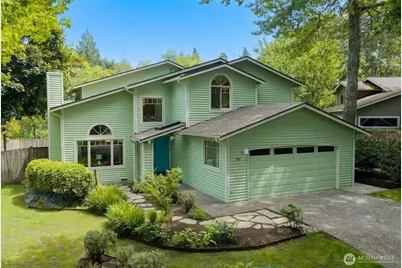 910 6th Place S, Kirkland, WA 98033 - Photo 1