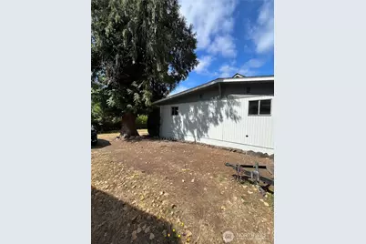 3818 Sundown Drive, Bremerton, WA 98312 - Photo 3