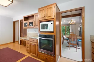 2646 Maplewood Dr, Longview, WA 98632 - Photo 11