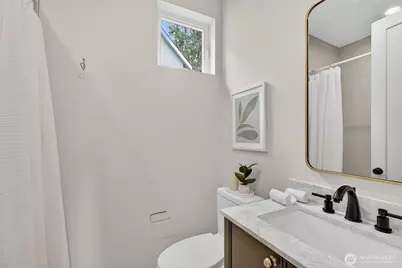 11737 40th Avenue NE #B, Seattle, WA 98125 - Photo 25