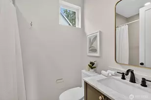 11737 40th Ave NE, Seattle, WA 98125 - Photo 25