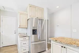 2906 16th St, Everett, WA 98201 - Photo 13