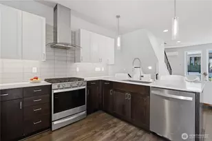 8605 21st Pl NE, Seattle, WA 98115 - Photo 11