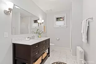 1852 E Shelby St, Seattle, WA 98112 - Photo 13