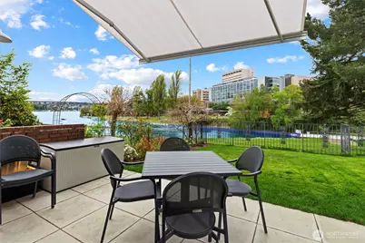 1852 E Shelby Street, Seattle, WA 98112 - Photo 3