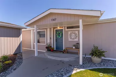1307 Glacier Place #65, Wenatchee, WA 98801 - Photo 3