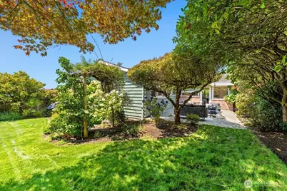 2127 NW 99th Street, Seattle, WA 98117 - Photo 33