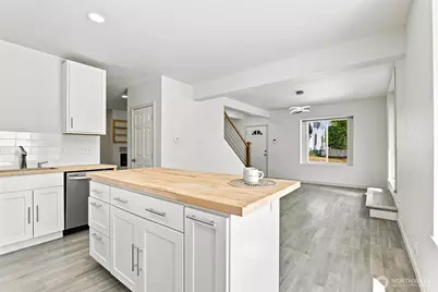 1207 8th Street, Bremerton, WA 98337 - Photo 11