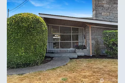 4507 Rucker Avenue, Everett, WA 98203 - Photo 3